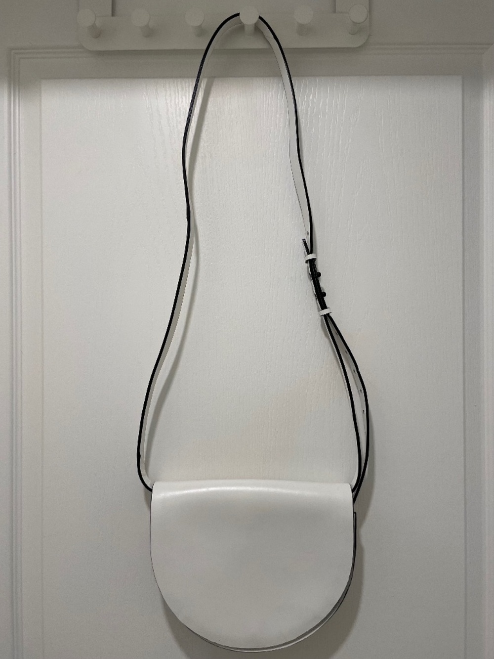 KATE SPADE SATURDAY Leather Half Circle Crossbody Bag - White with Black Trim